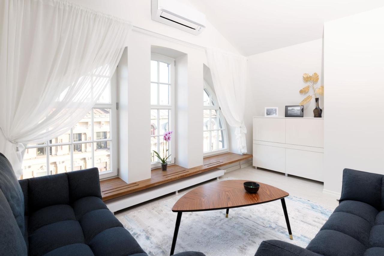 Apartamento Bright Attic Flat In The Centre Riga Exterior foto