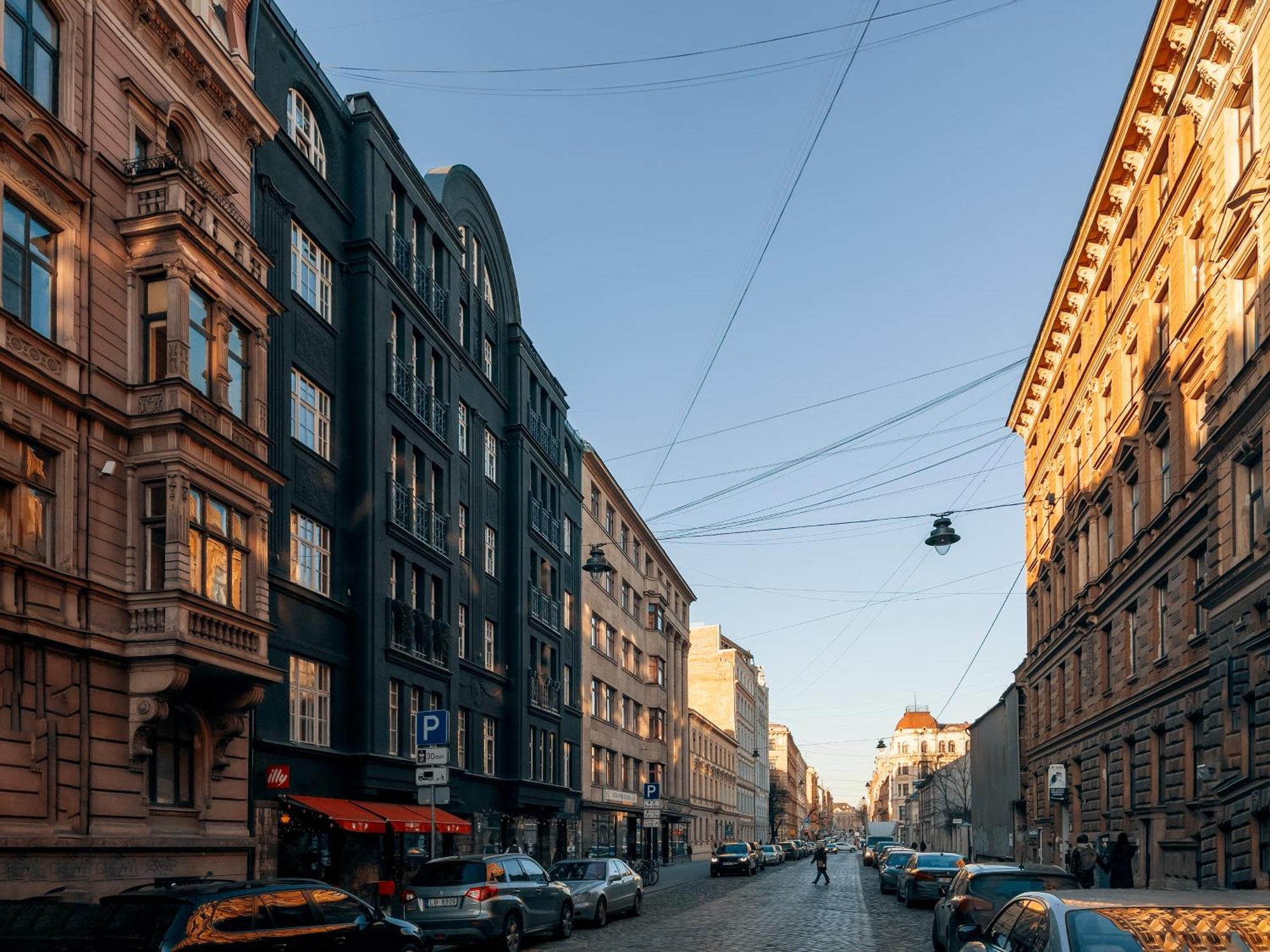 Apartamento Bright Attic Flat In The Centre Riga Exterior foto